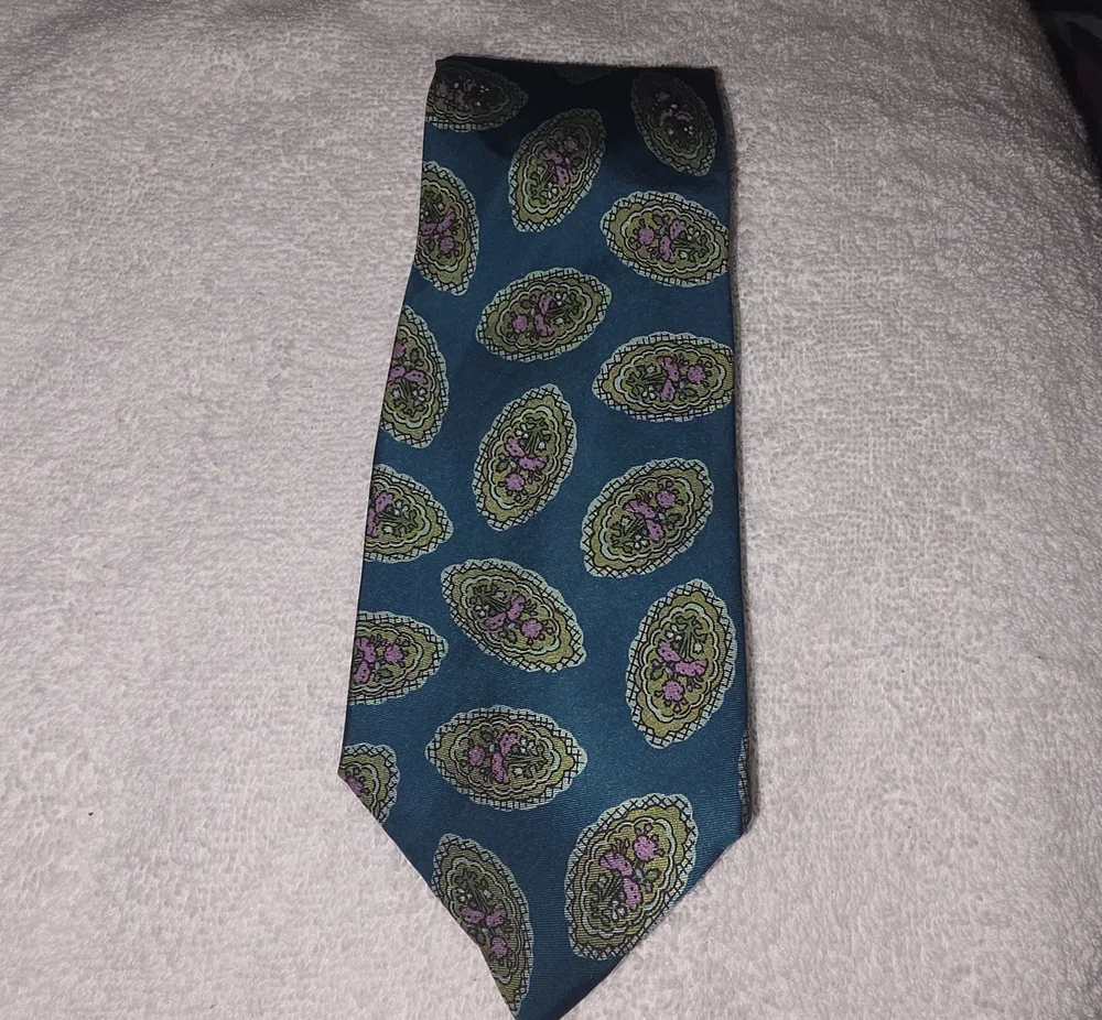 Men's Teal Paisley Medallion Silk Tie - Classic Pattern